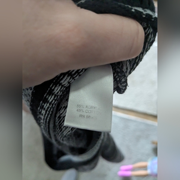 Chelsea & Violet Knit Mini Skirt, Black&White Pattern, Women's Large - Picture 4 of 4